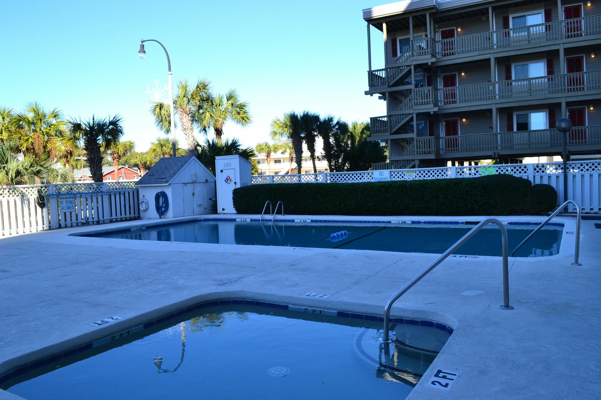 Ocean Towers Resort Atlantic Beach Exterior photo